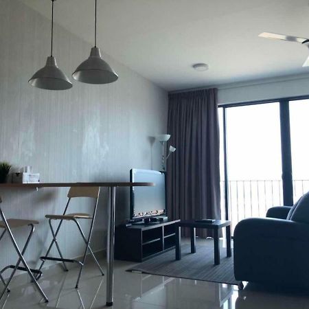 Vivian'S Studio Trefoil Setia Alam Shah Alam Kültér fotó