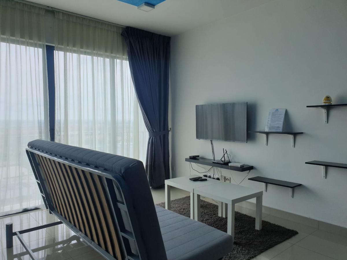 Vivian'S Studio Trefoil Setia Alam Shah Alam Kültér fotó