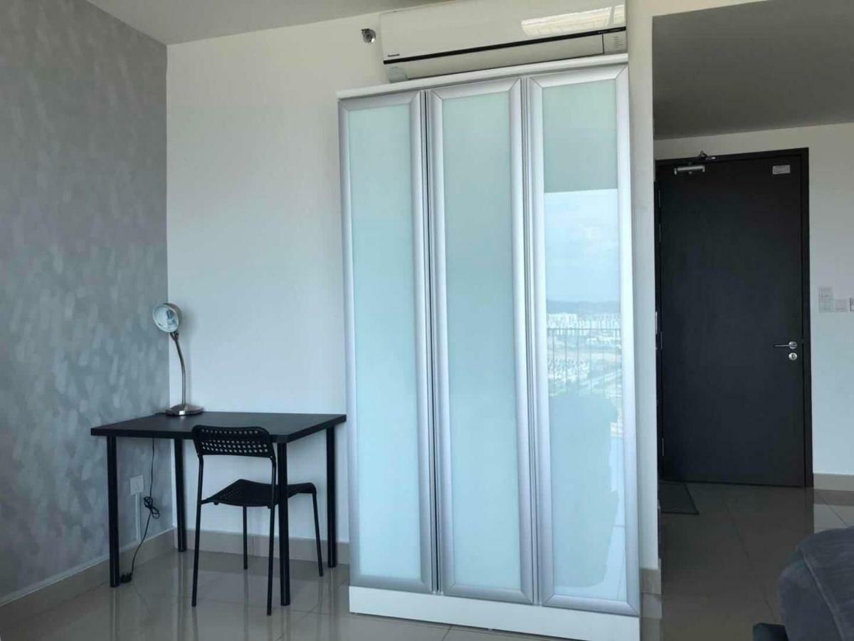 Vivian'S Studio Trefoil Setia Alam Shah Alam Kültér fotó